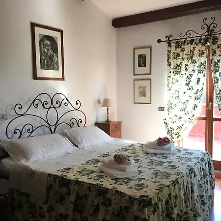 Il Casaletto 住宿加早餐酒店 奥西莫